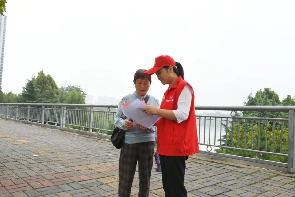【精神文明建設(shè)】鄭投產(chǎn)業(yè)園公司組織開展文明旅游志愿宣傳活動