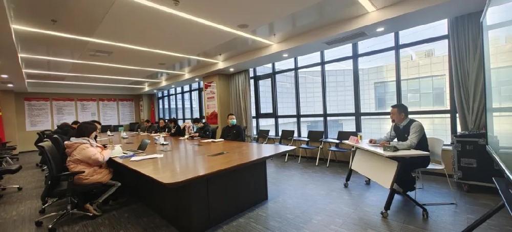 【黨建園地】鄭州控股公司黨委委員、副總經(jīng)理、工會主席李偉講授主題教育專題黨課